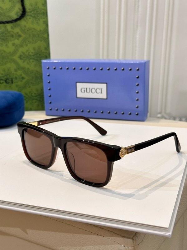 Gucci Sunglasses 36